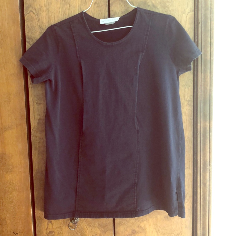Breastfeeding shirt